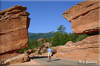 Am "Balanced Rock"